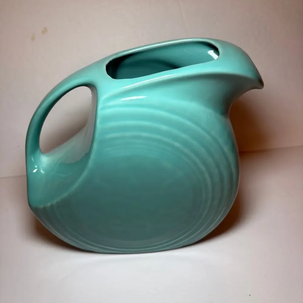 Fiesta Fiestaware Large Disk Water Pitcher Turquoise Blue 67 oz. Homer Laughlin